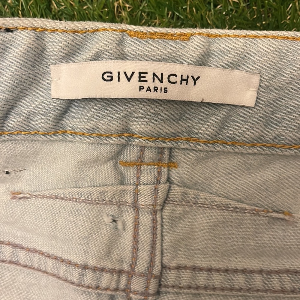 Givenchy Jeans - Picture 3 of 6